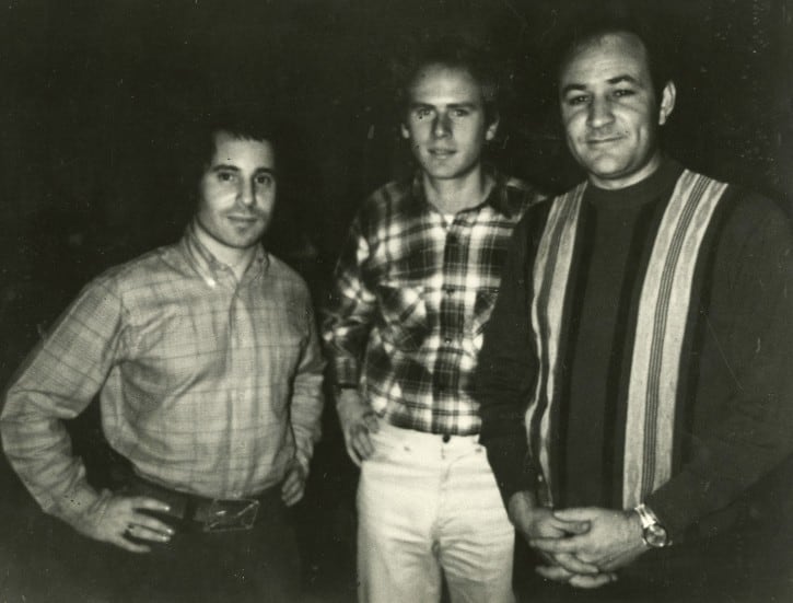 Paul Simon, Art Garfunkel, and Fred Carter, Jr., 1970s. Photo courtesy of the family of Fred Carter, Jr. and the Country Music Hall of Fame and Museum.  Read more: High Resolution Photos: Dylan, Cash, and the Nashville Cats: Photos Follow us: @countrymusichof on Twitter | countrymusichof on Facebook