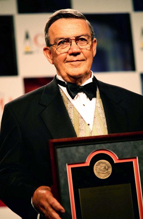 Bud Wendell receiving his Country Music Hall of Fame plaque in 1998 at the 32nd CMA Awards show in 1998. Photo by Raeanne Rubenstein.