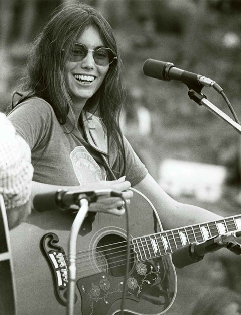 Emmylou Harris, 1975. Photo by Dan Reeder.