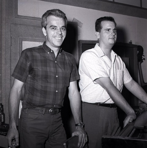 Pig Robbins (right) and singer Roy Drusky during a 1960s session at Columbia Records Studio B.