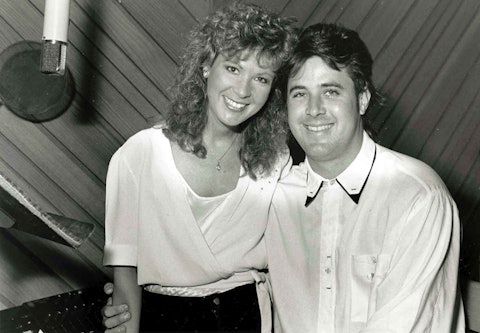 Caption: Vince Gill with frequent singing partner Patty Loveless, c. 1990. Photo by Beth Gwinn.