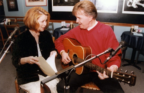Bill Anderson and songwriter Sharon Vaughn at Nashville’s Bluebird Café, 1999.