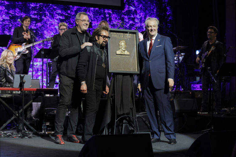 Induction: Medallion Ceremony - Country Music Hall of Fame and Museum